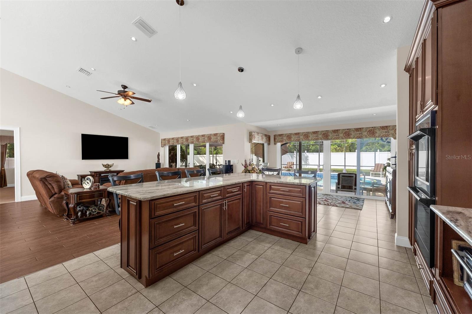 Image 22 of 72 For 9342 Bay Vista Estates Boulevard