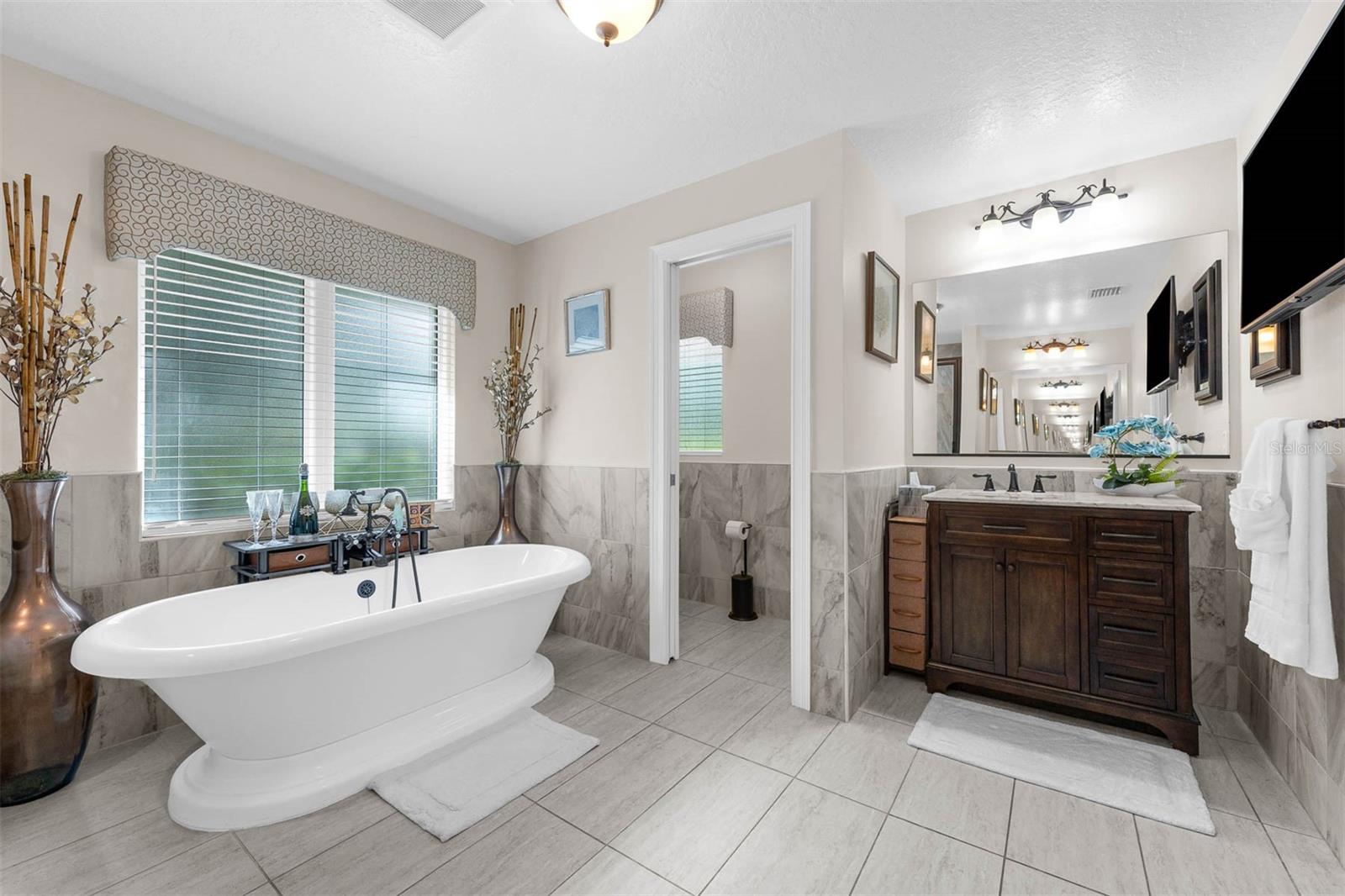 Image 32 of 72 For 9342 Bay Vista Estates Boulevard