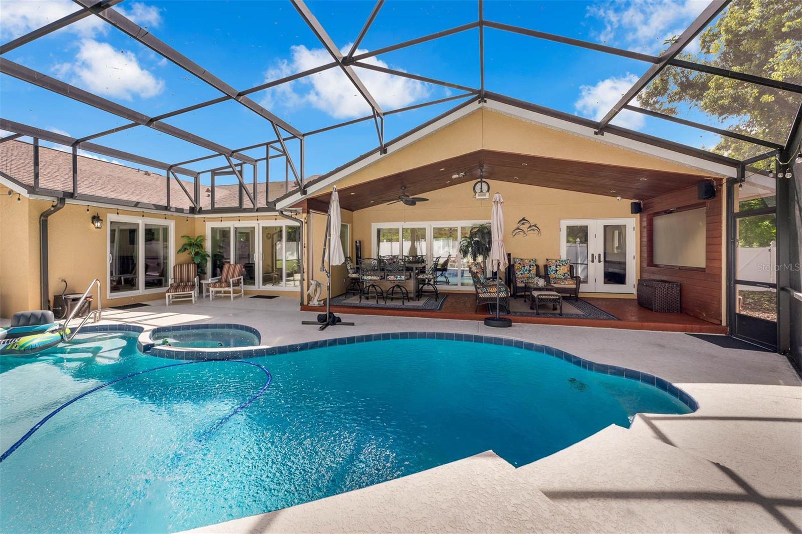 Image 6 of 72 For 9342 Bay Vista Estates Boulevard