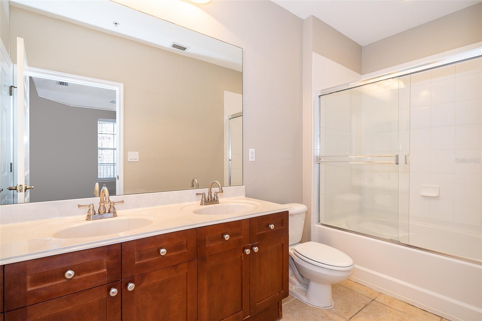 Image 11 of 24 For 11565 Mizzon Drive 814