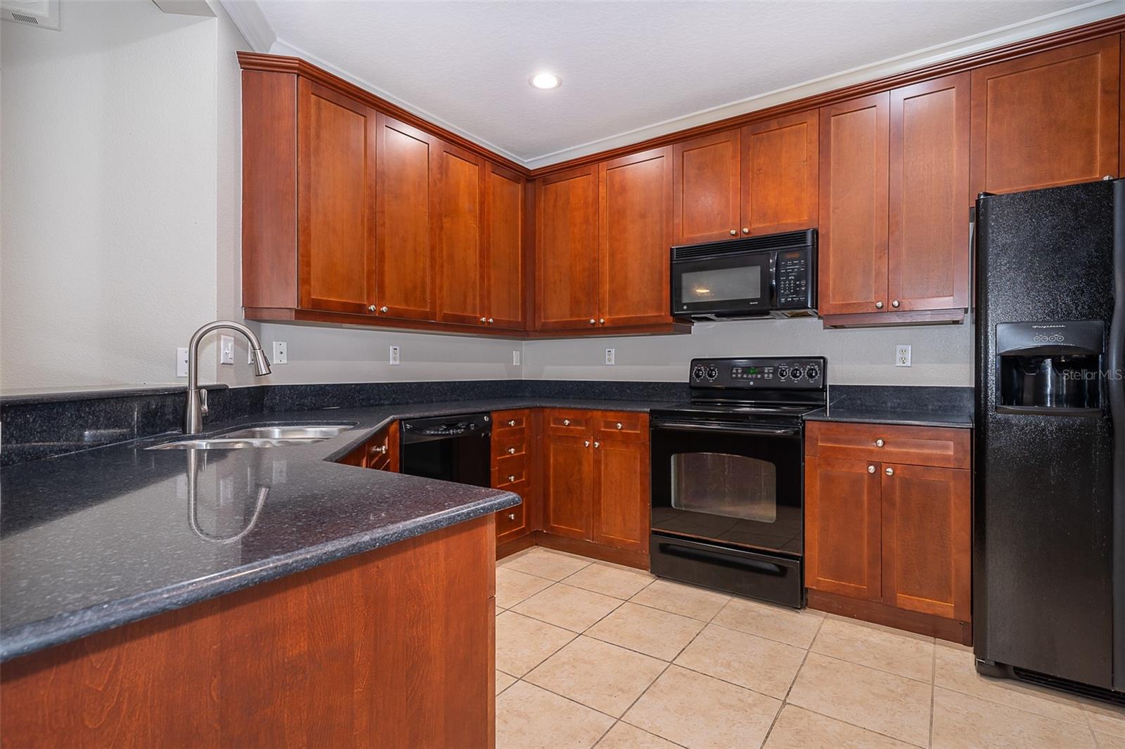 Image 14 of 24 For 11565 Mizzon Drive 814