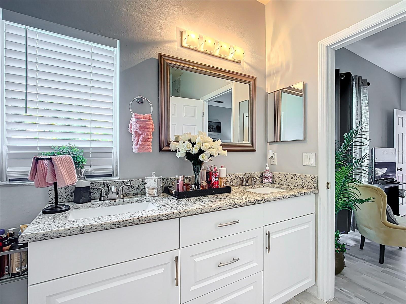 Image 24 of 44 For 5609 Forest Ridge Drive