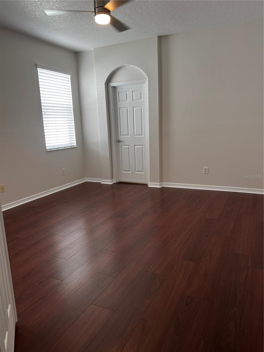 Image 10 of 13 For 8838 Leeland Archer Boulevard