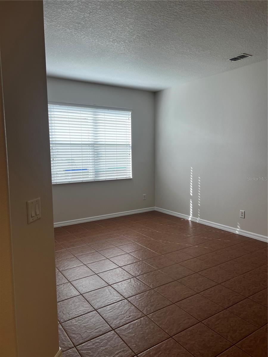 Image 11 of 13 For 8838 Leeland Archer Boulevard