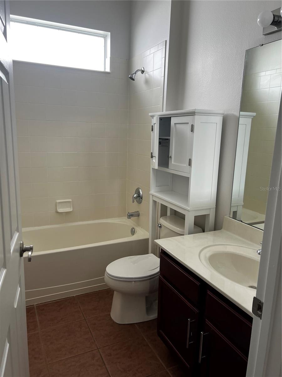 Image 8 of 13 For 8838 Leeland Archer Boulevard