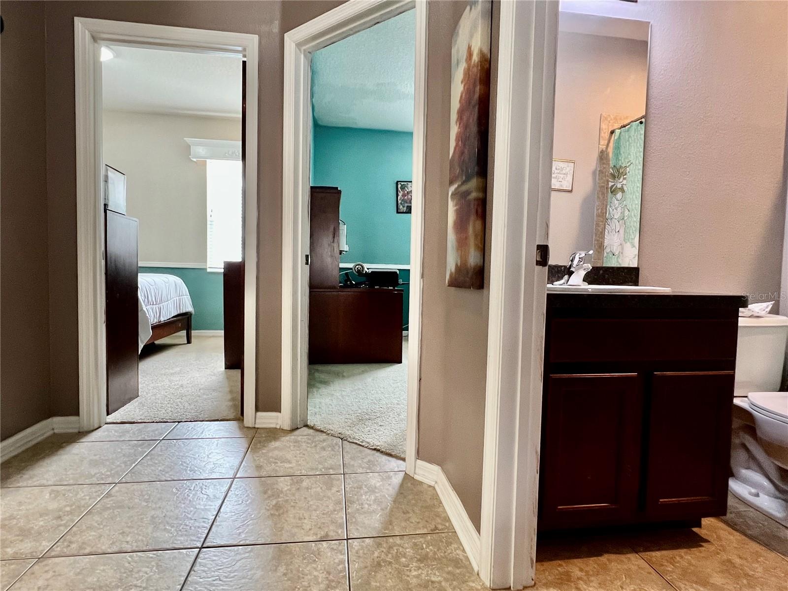 Image 16 of 33 For 724 Parker Den Drive