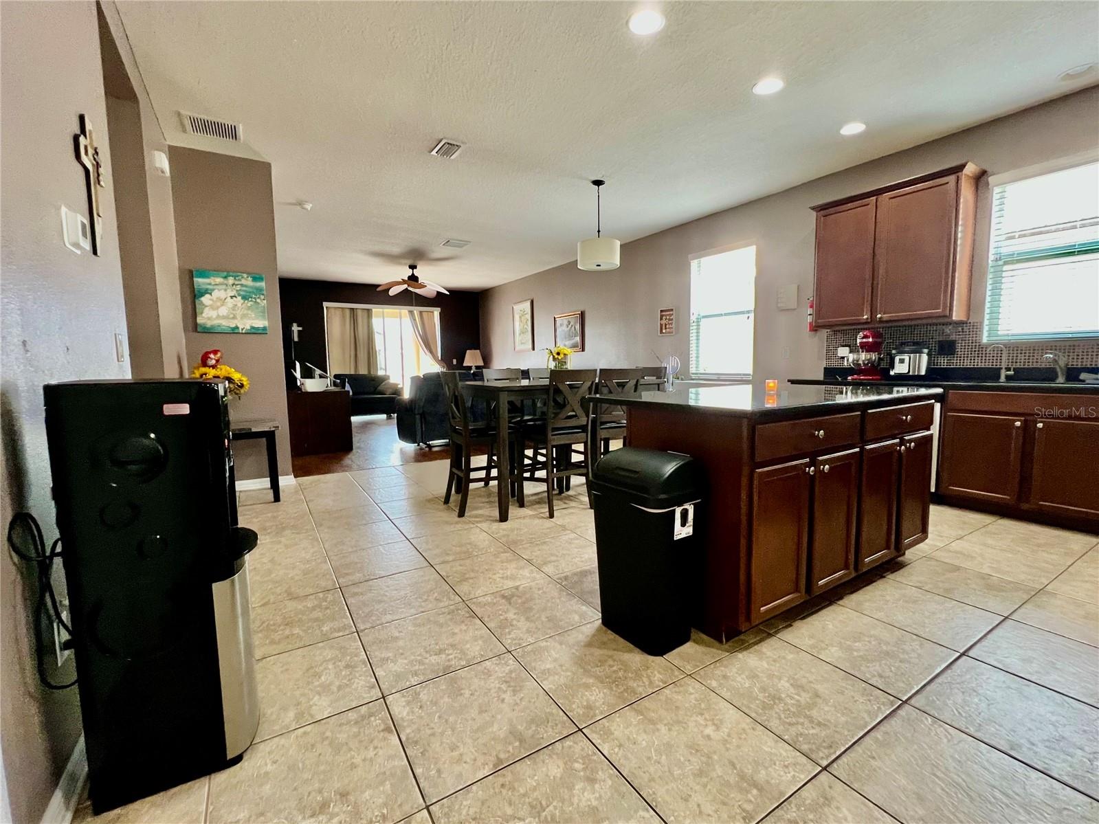 Image 4 of 33 For 724 Parker Den Drive