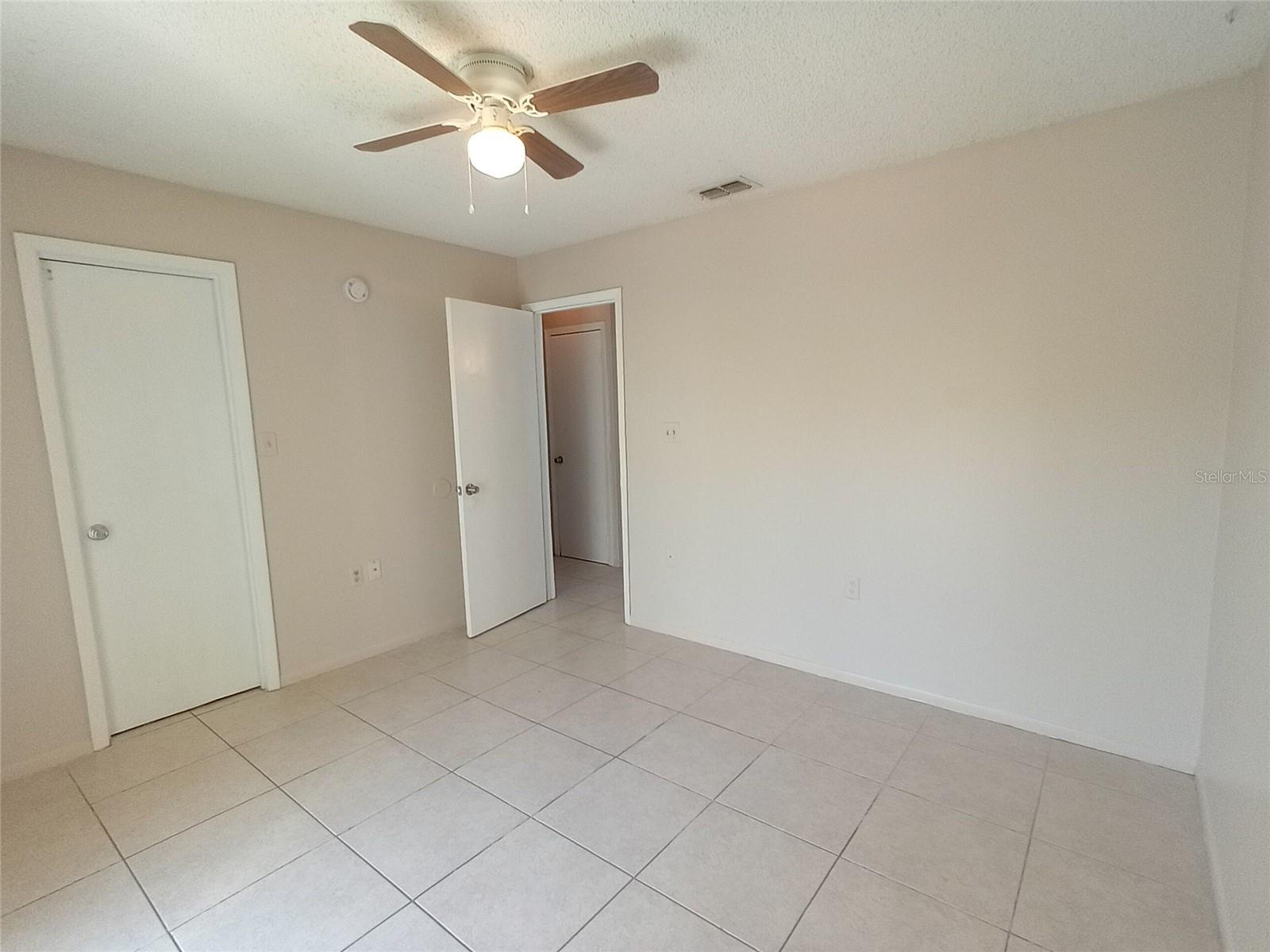 Image 10 of 13 For 2909 Hambleton Avenue