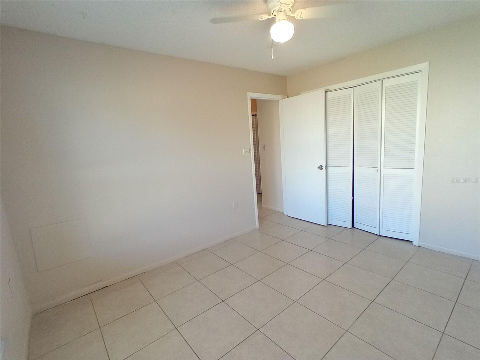 Image 11 of 13 For 2909 Hambleton Avenue