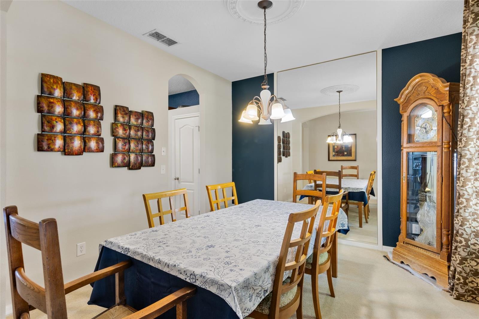 Image 11 of 33 For 629 Mary Paula Drive