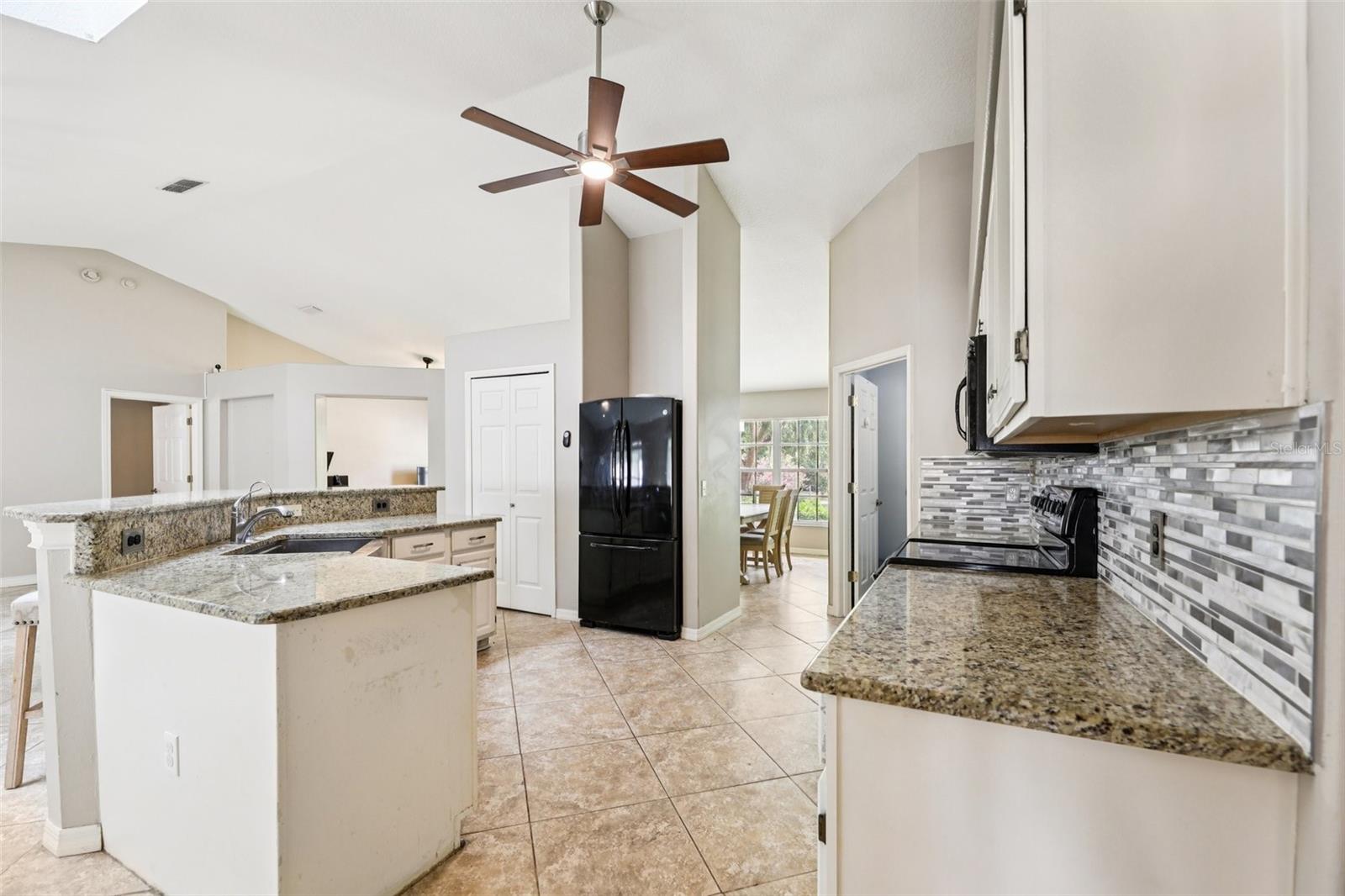 Image 5 of 20 For 1730 Imperial Palm Drive