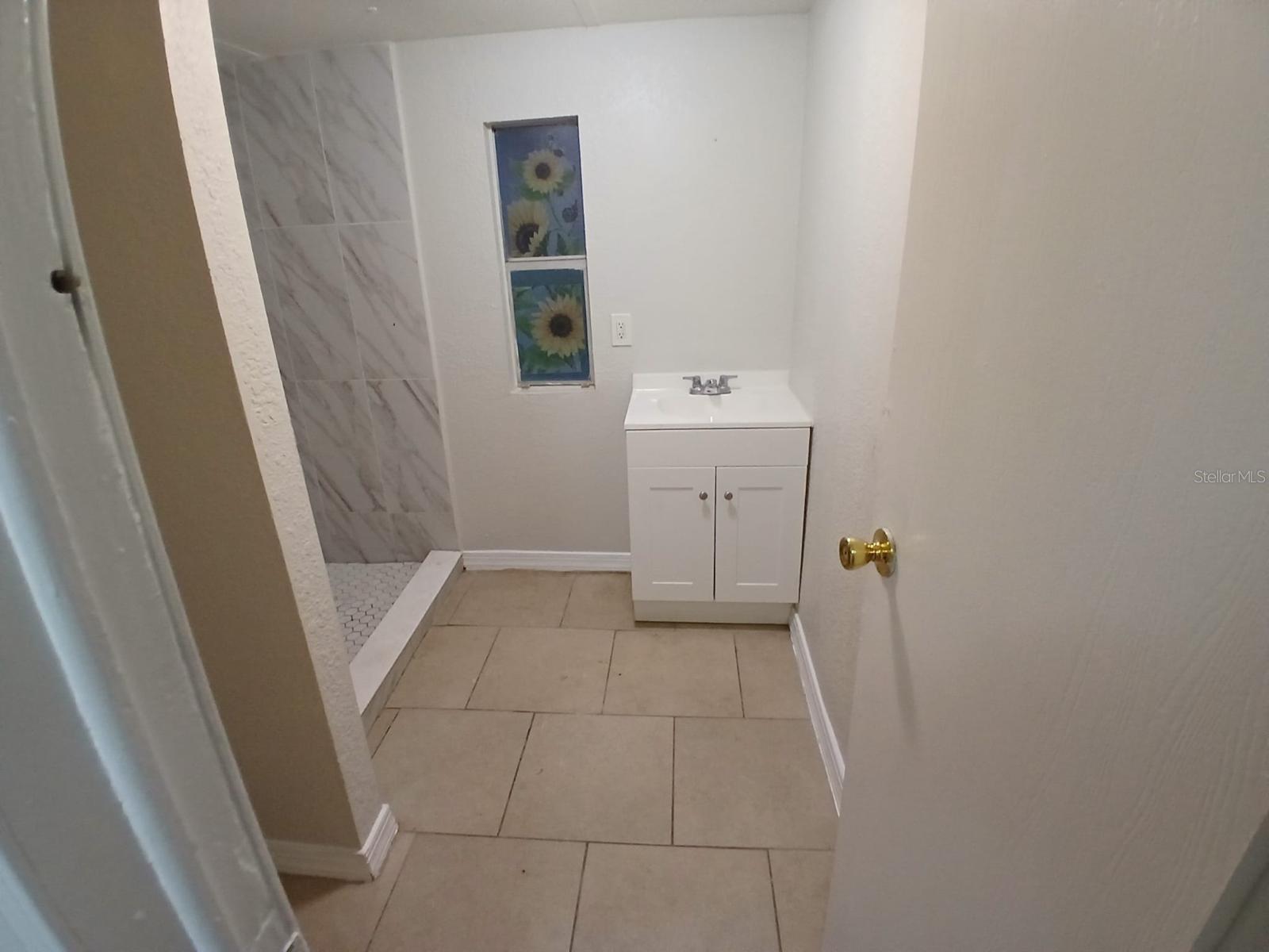 Image 9 of 11 For 1008 37th Street Nw