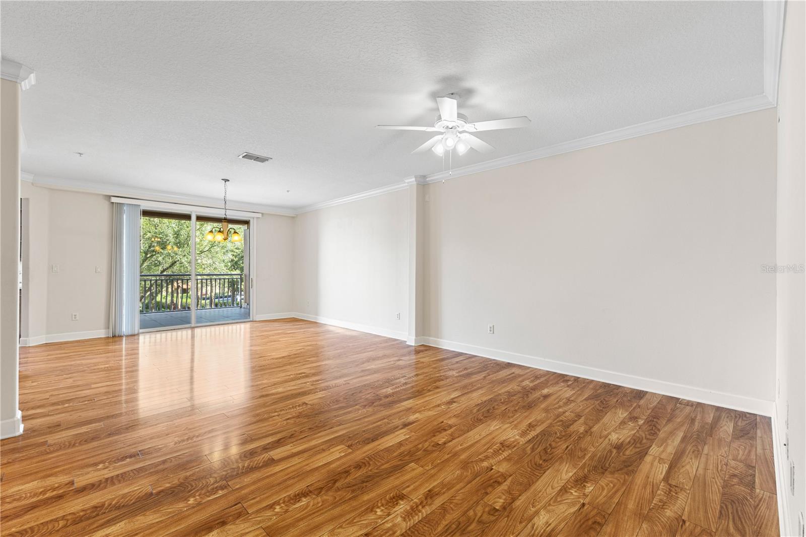 Image 11 of 53 For 7532 Toscana Boulevard 512