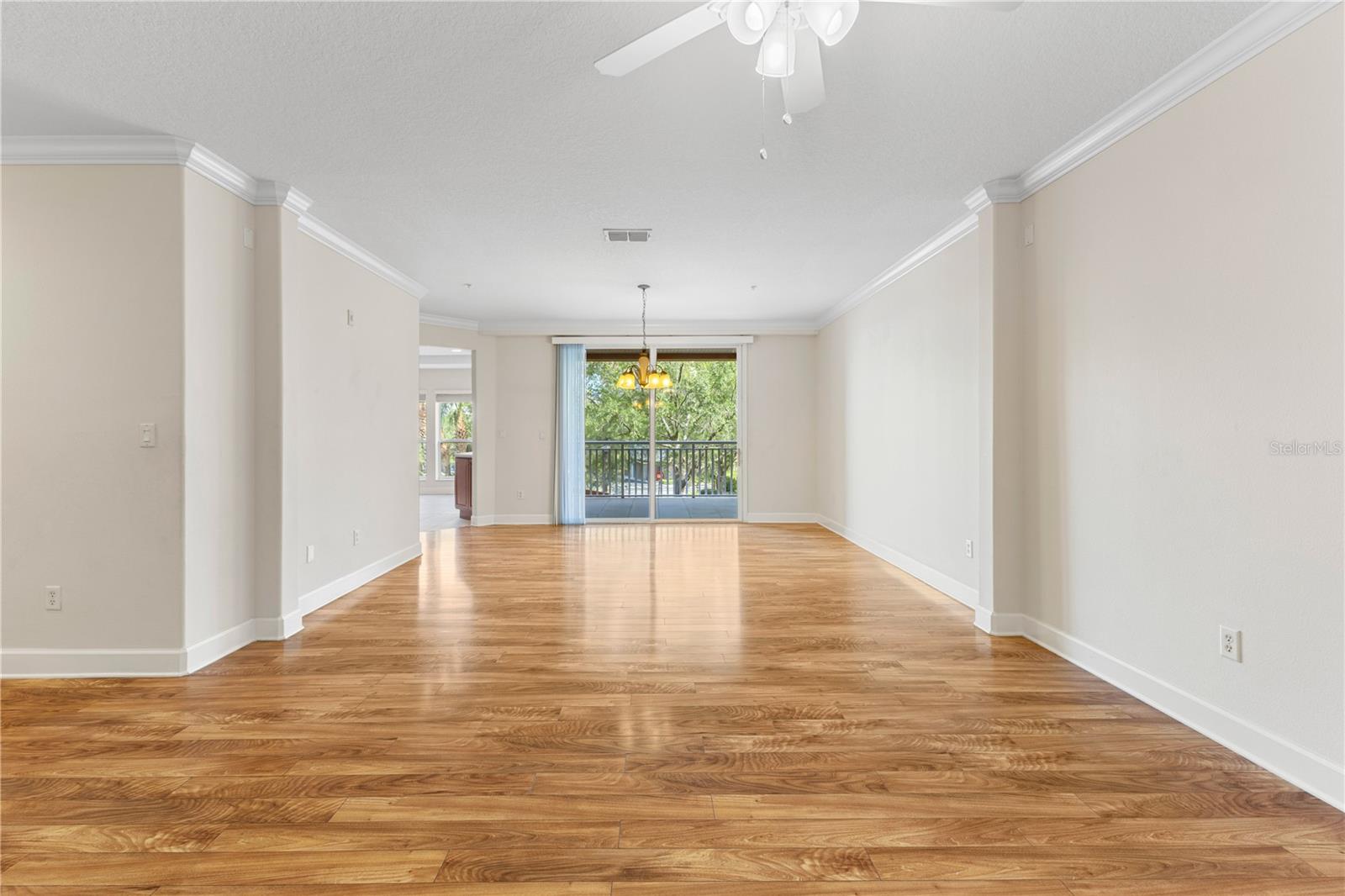 Image 12 of 53 For 7532 Toscana Boulevard 512