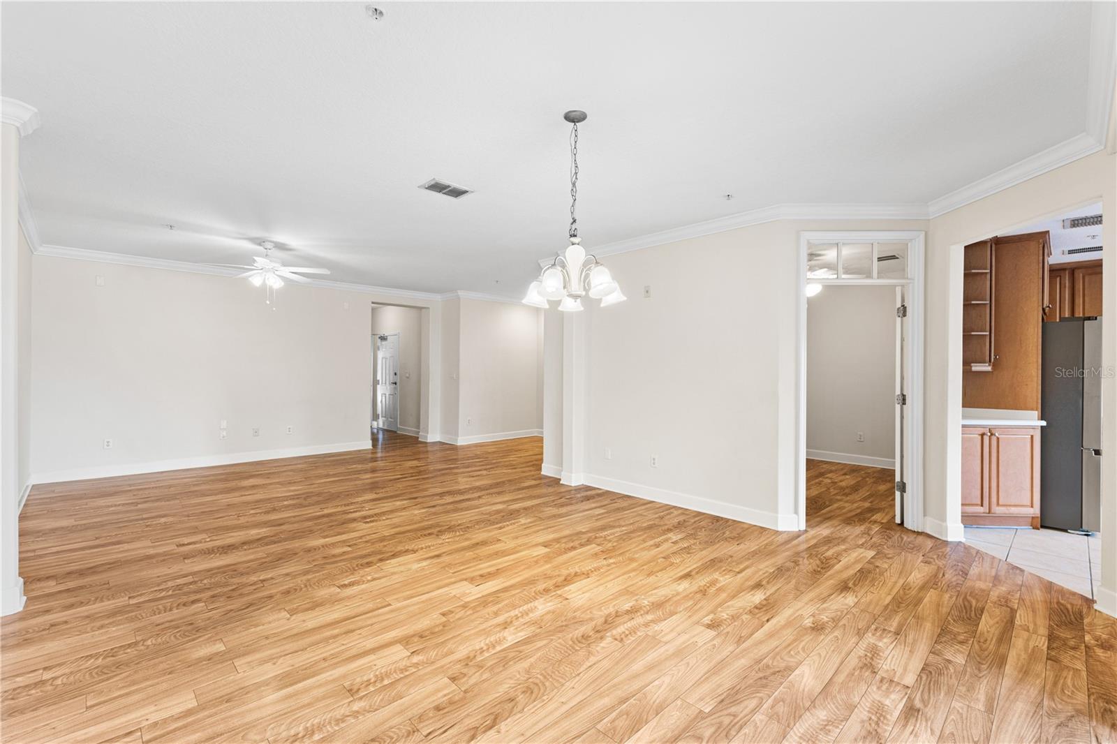 Image 13 of 53 For 7532 Toscana Boulevard 512