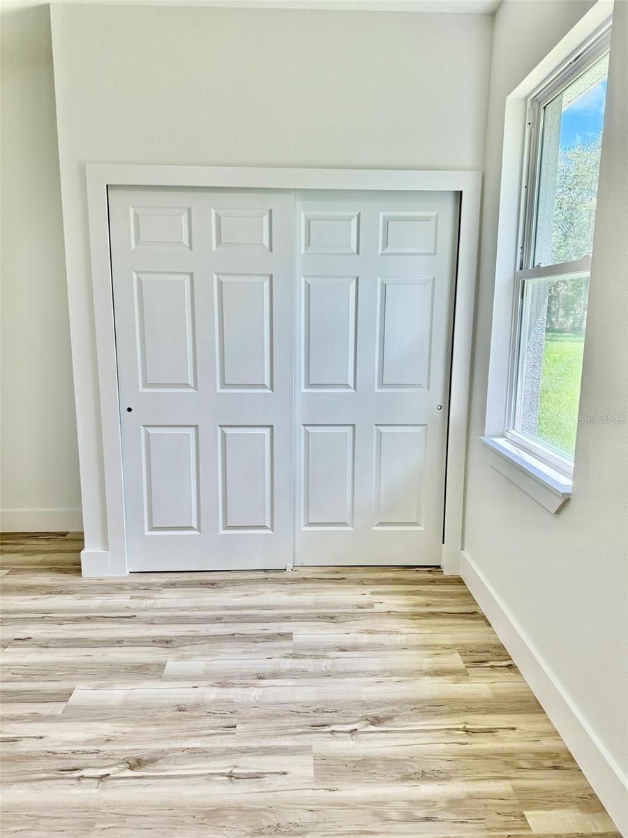 Image 21 of 41 For 10141 Jacobson Way