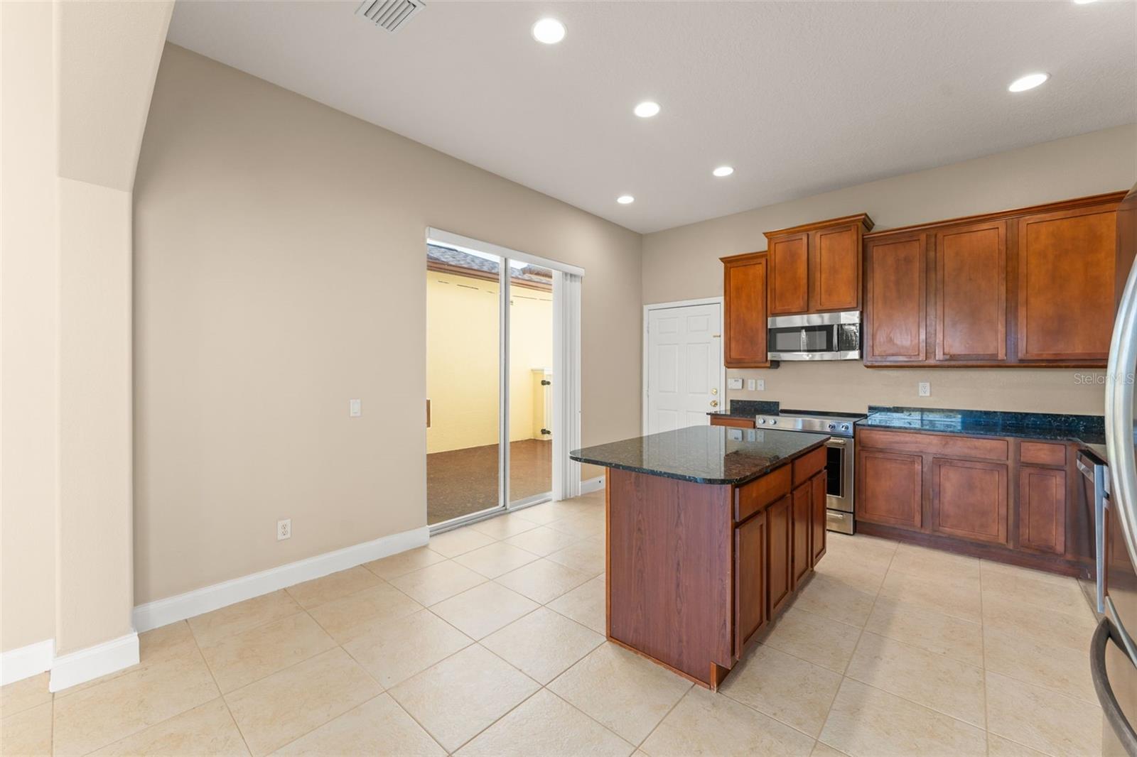 Image 13 of 45 For 2032 Elkins Point Drive
