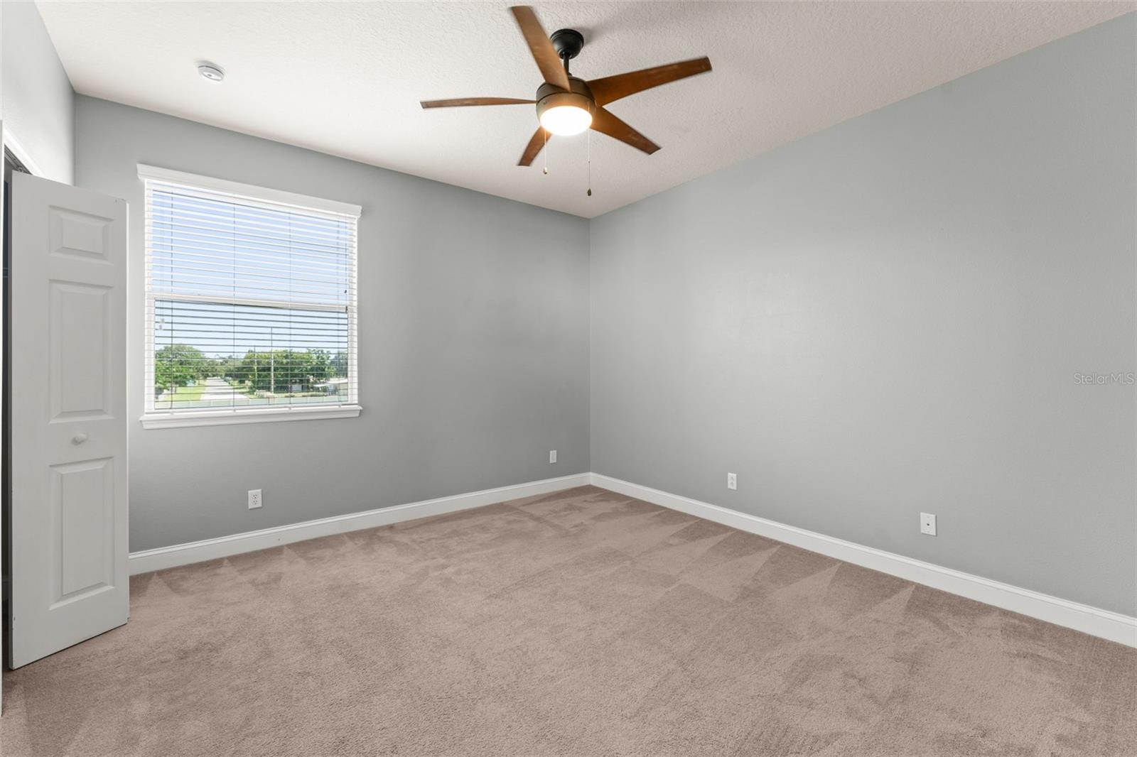 Image 30 of 45 For 2032 Elkins Point Drive