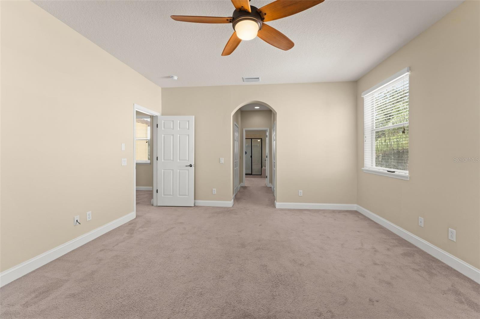 Image 35 of 45 For 2032 Elkins Point Drive