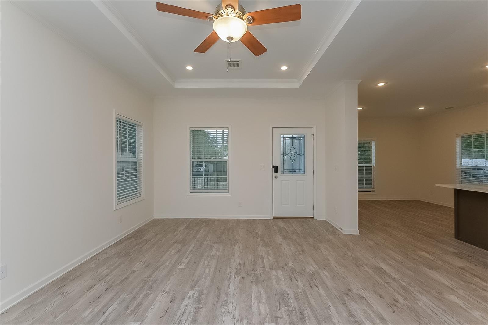 Image 3 of 16 For 1349 Preston Street S