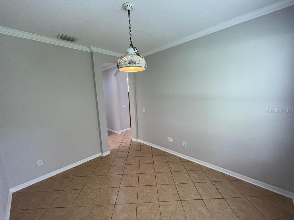 Image 31 of 46 For 3770 Hammonds Ferry Court
