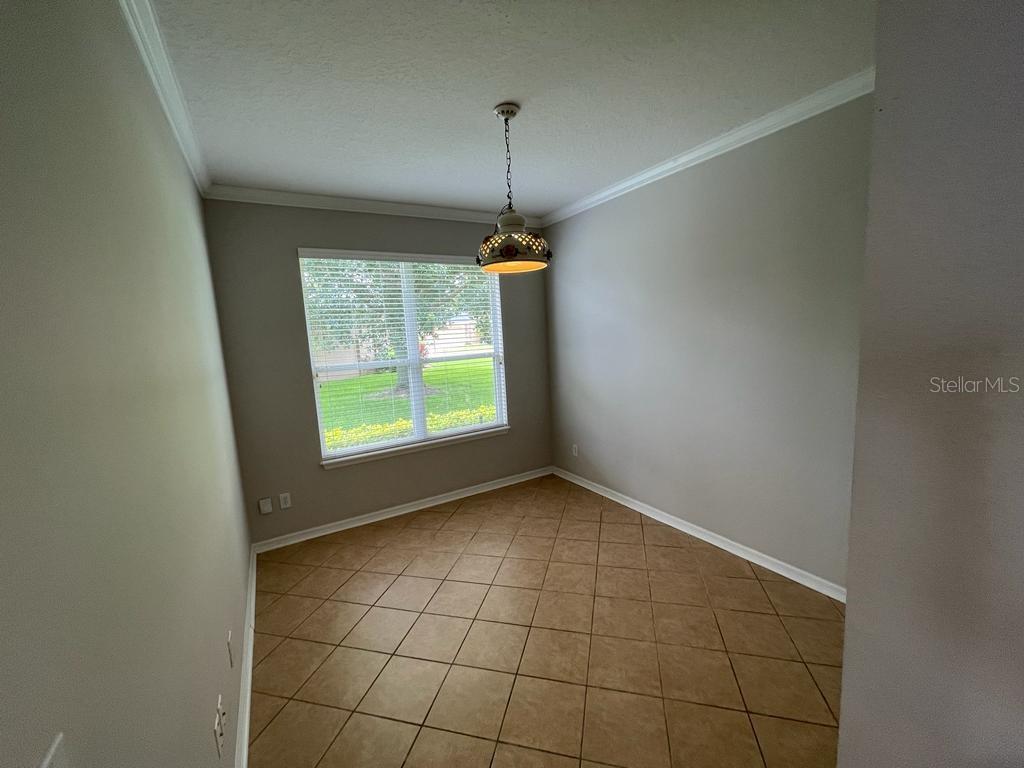 Image 32 of 46 For 3770 Hammonds Ferry Court
