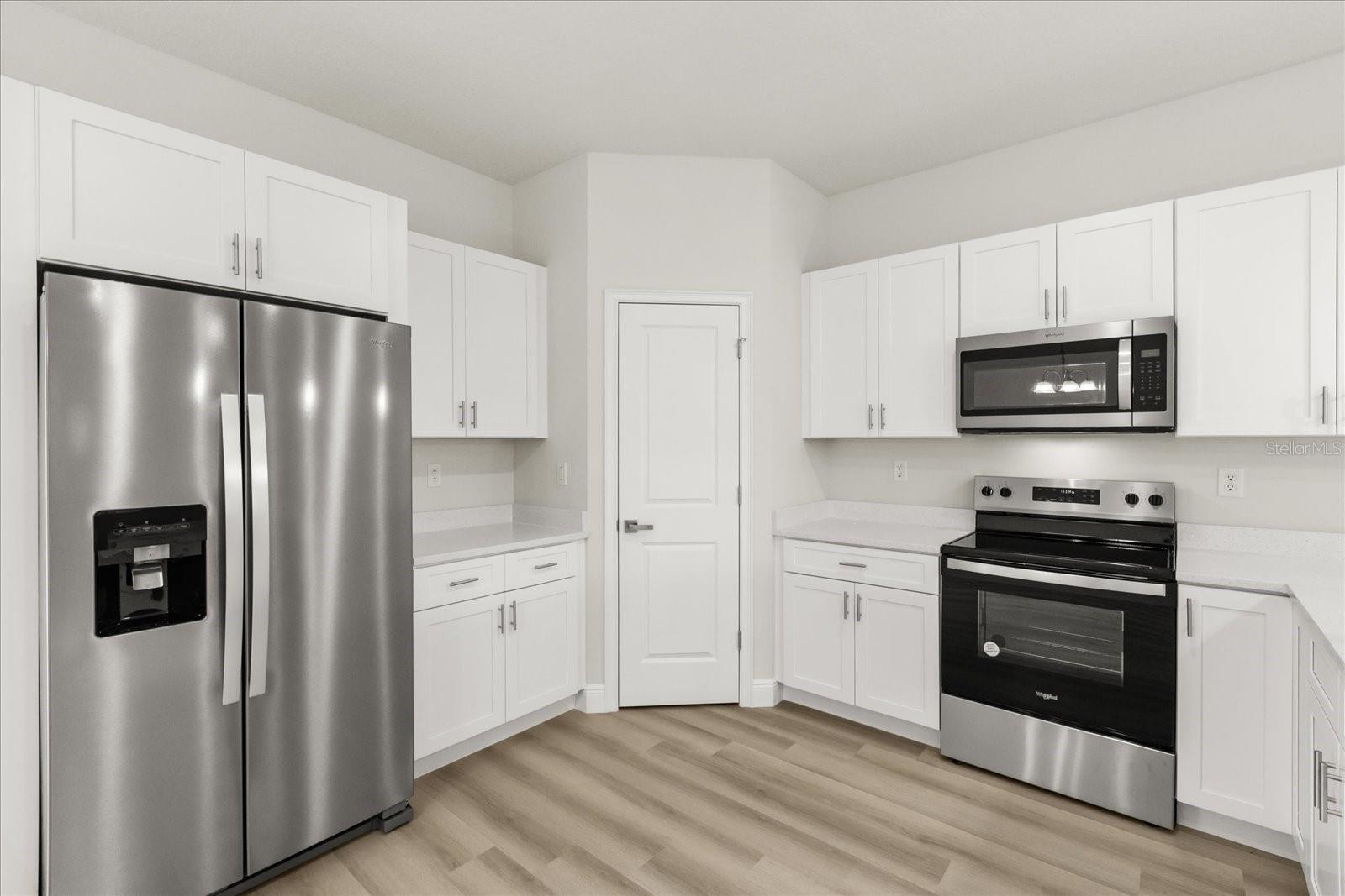 Image 10 of 33 For 3995 151st Street