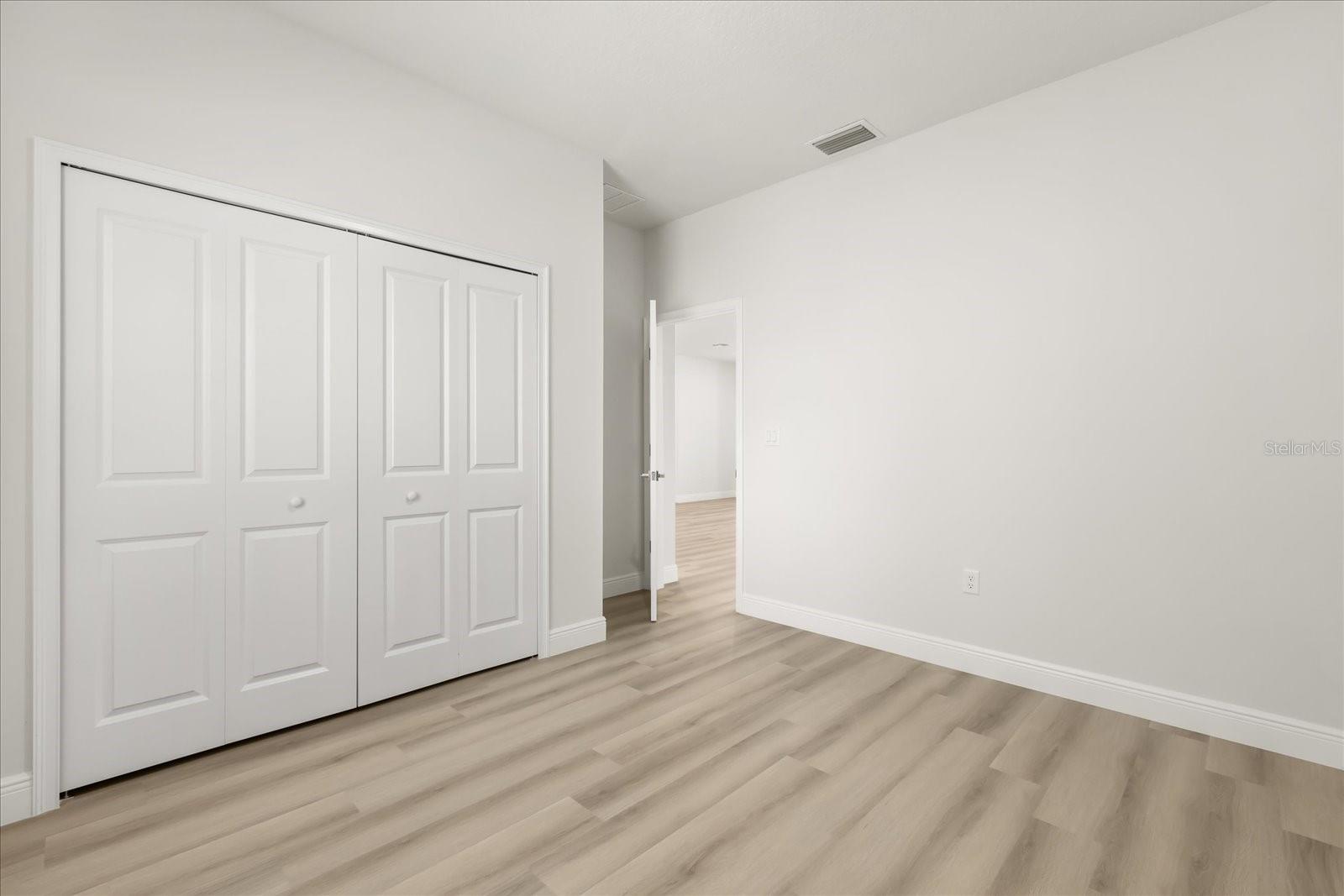 Image 22 of 33 For 3995 151st Street