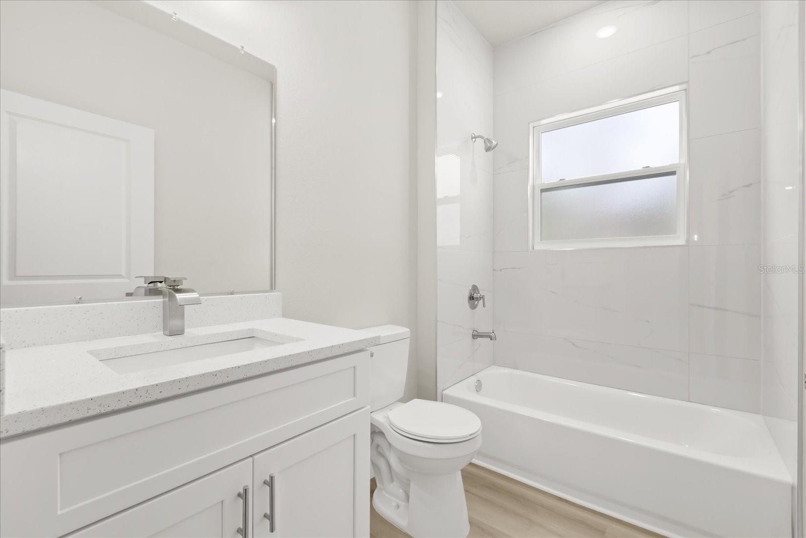 Image 27 of 33 For 3995 151st Street