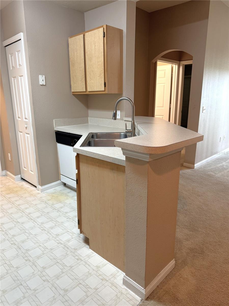 Image 8 of 20 For 6554 Swissco Drive 533