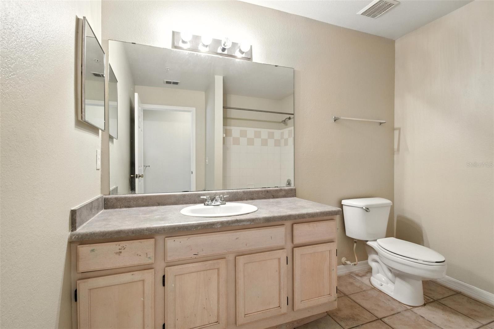 Image 12 of 18 For 3478 Westchester Square Boulevard 204