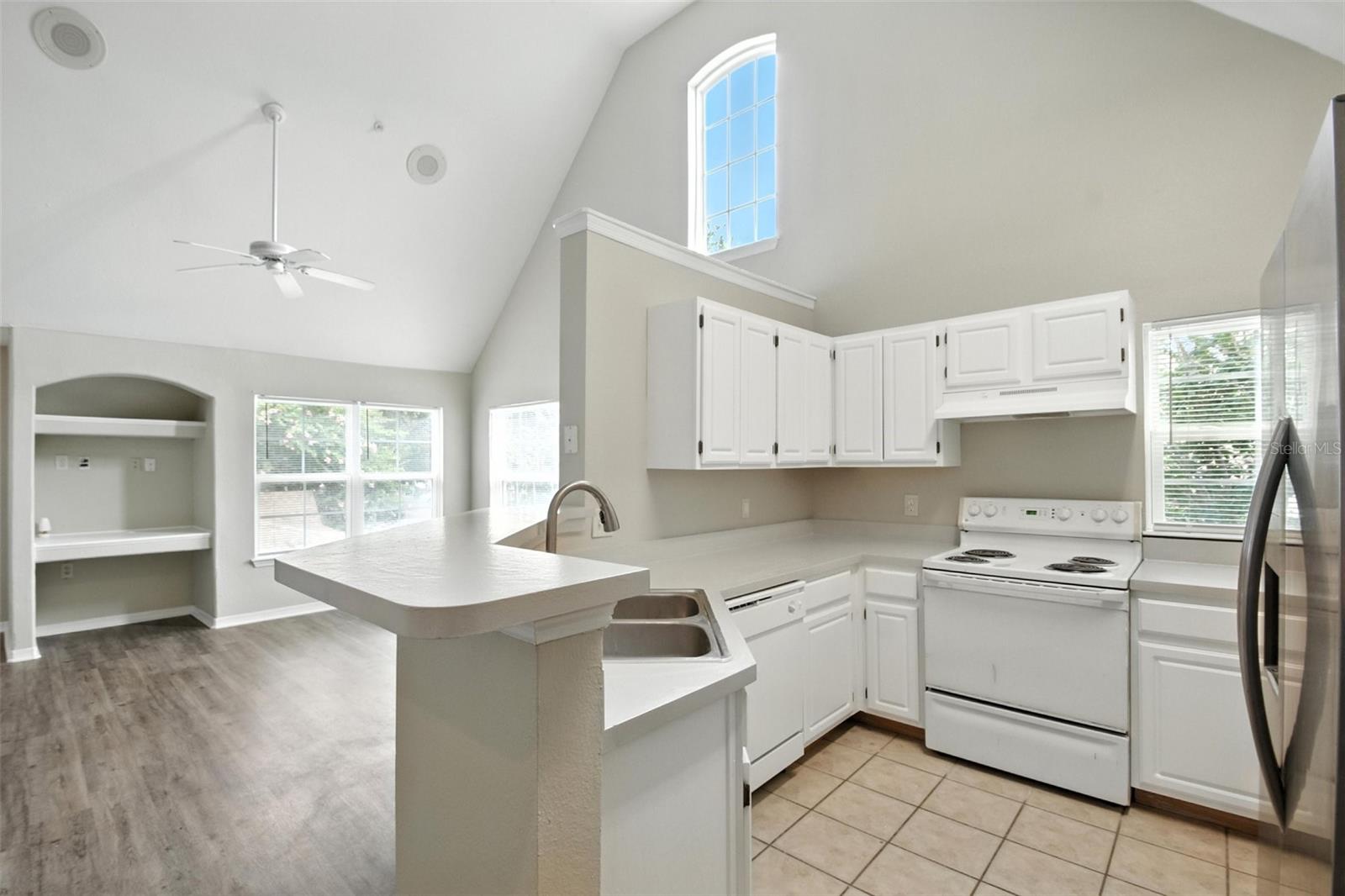 Image 7 of 18 For 3478 Westchester Square Boulevard 204