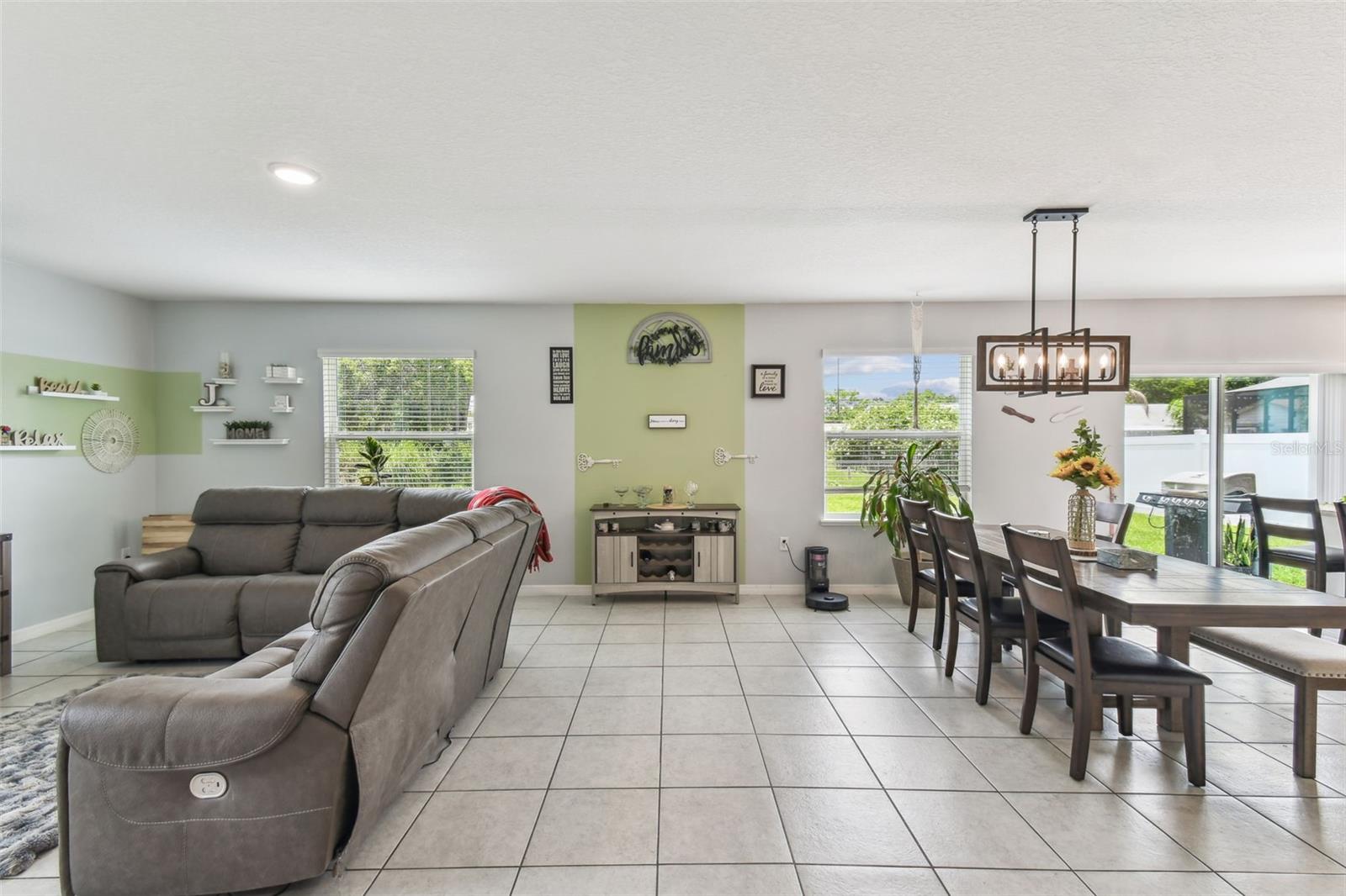 Image 11 of 37 For 4914 Jackson Street