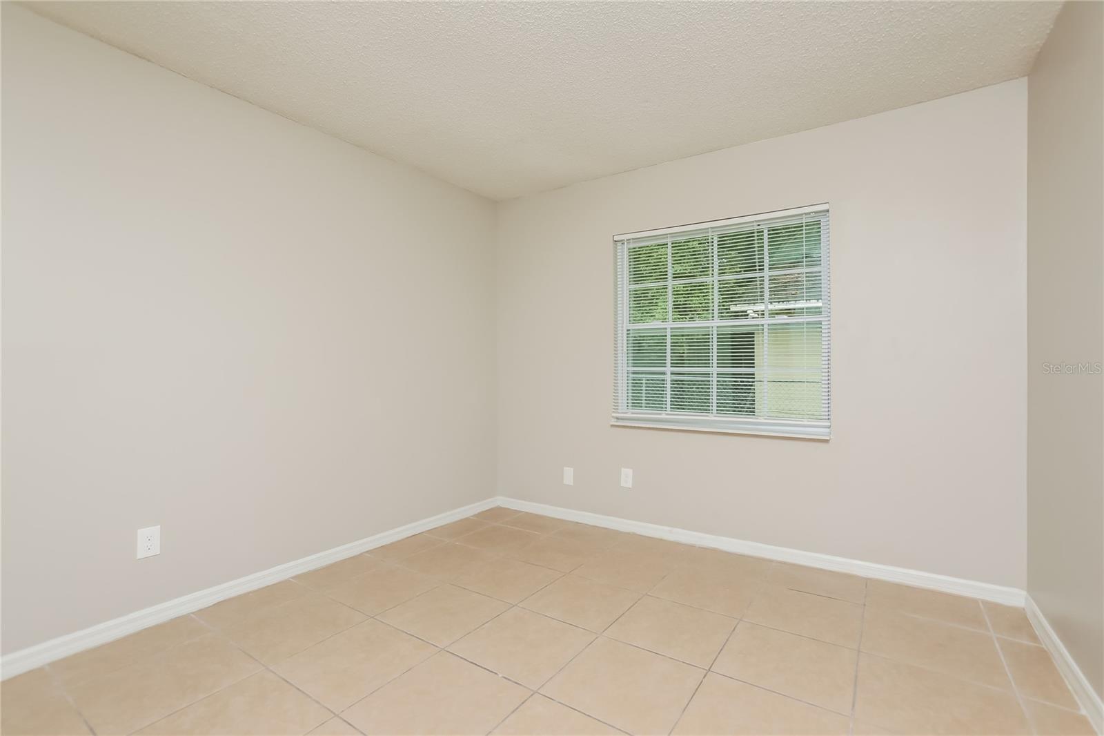 Image 9 of 16 For 902 24th Street