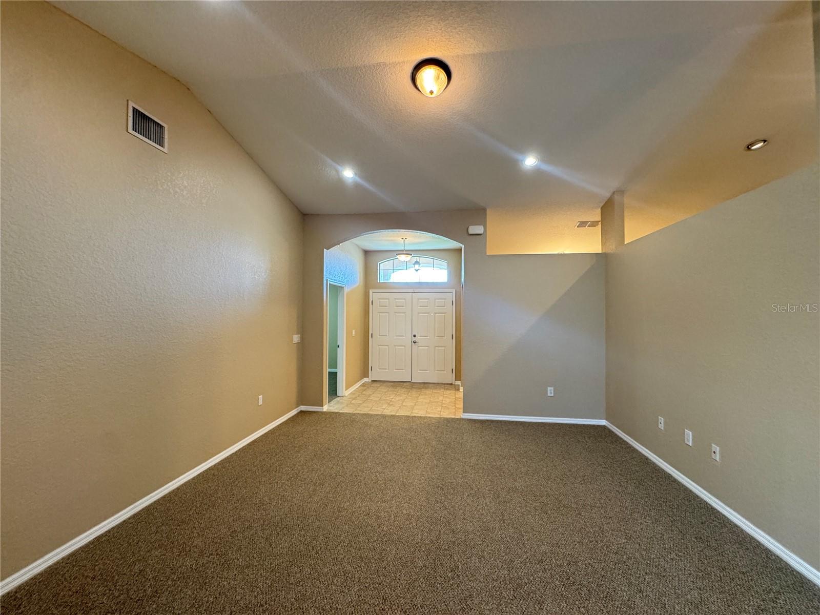 Image 12 of 46 For 4876 Summerfield Circle