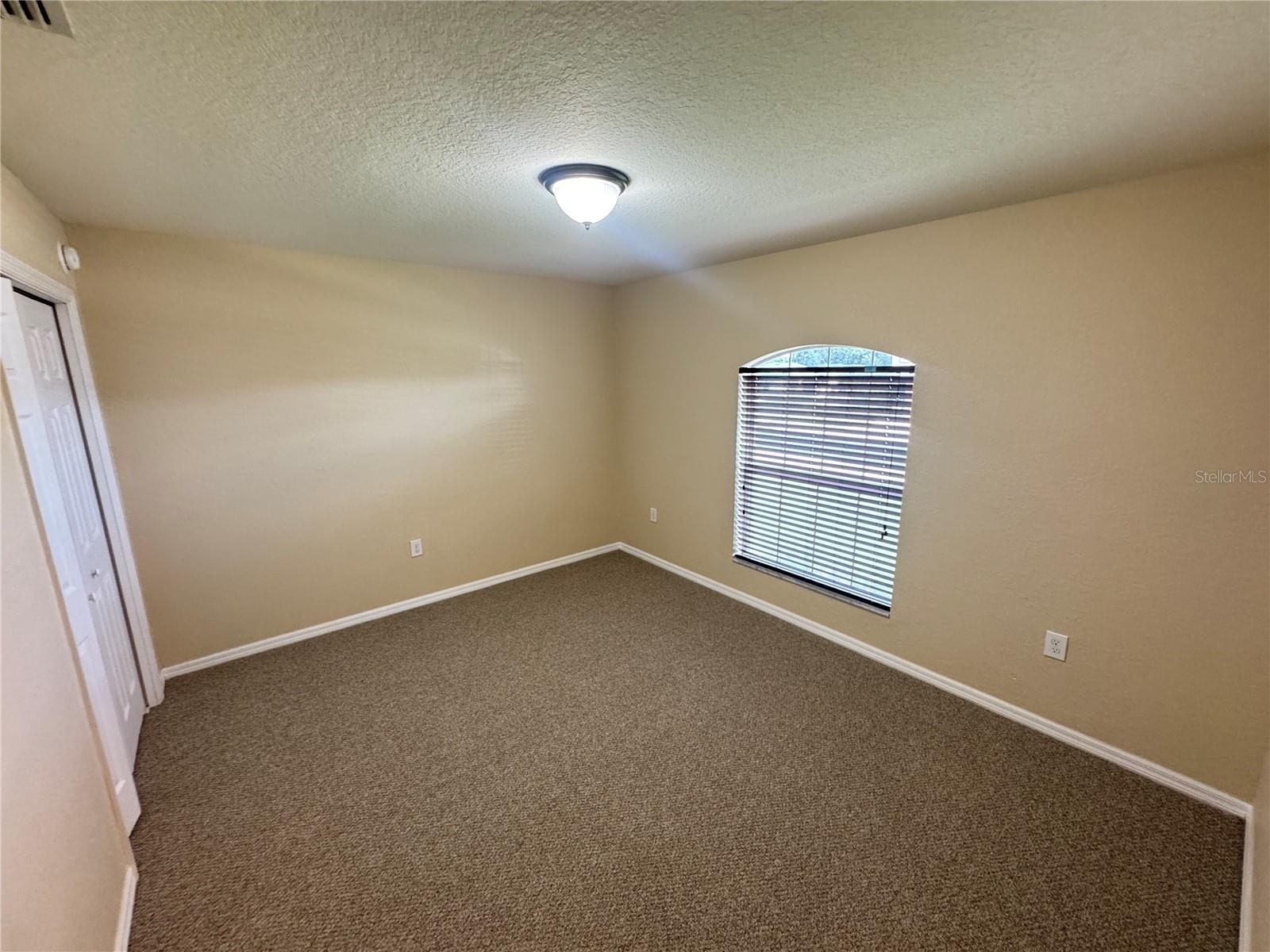 Image 14 of 46 For 4876 Summerfield Circle