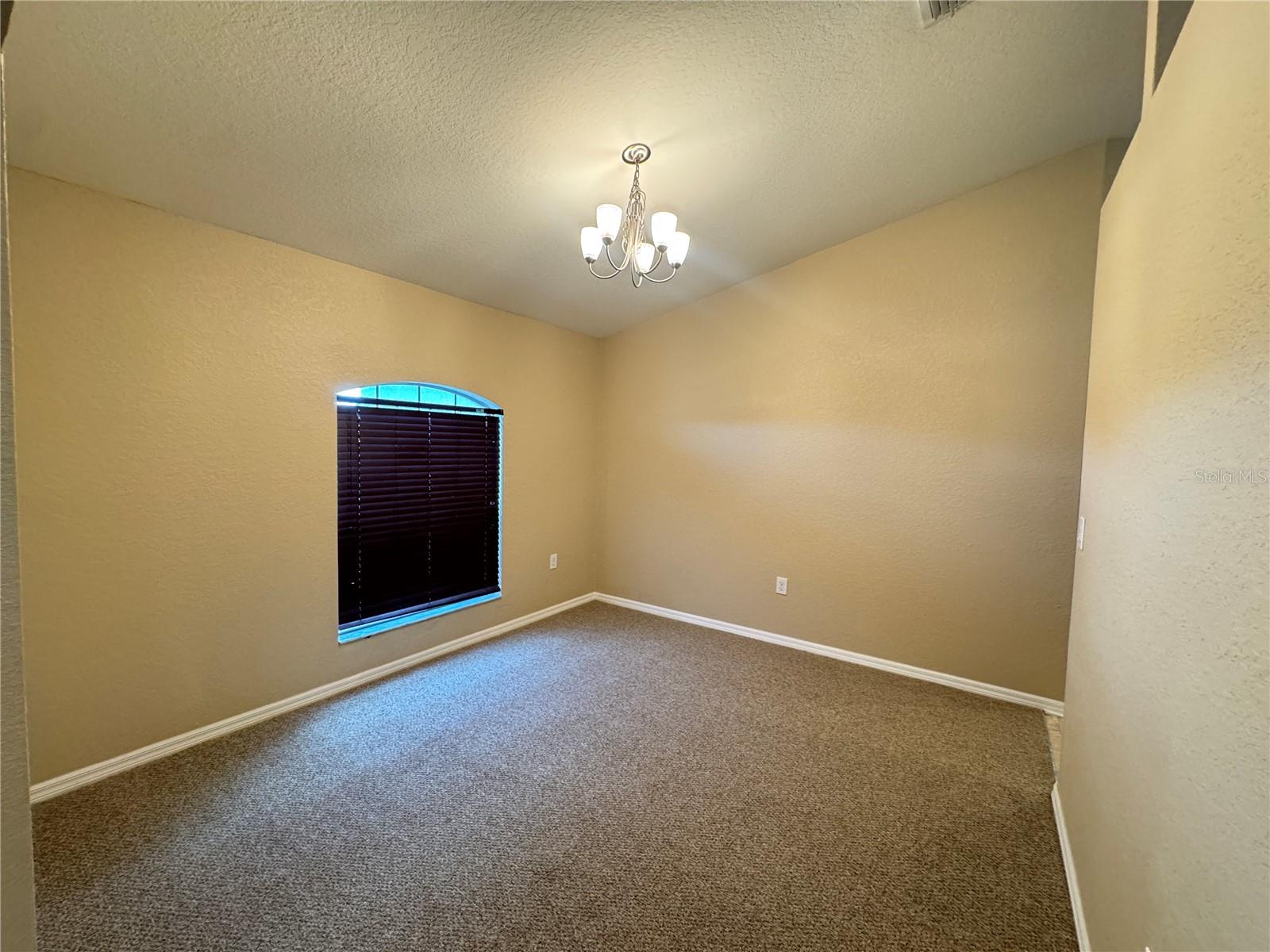 Image 17 of 46 For 4876 Summerfield Circle