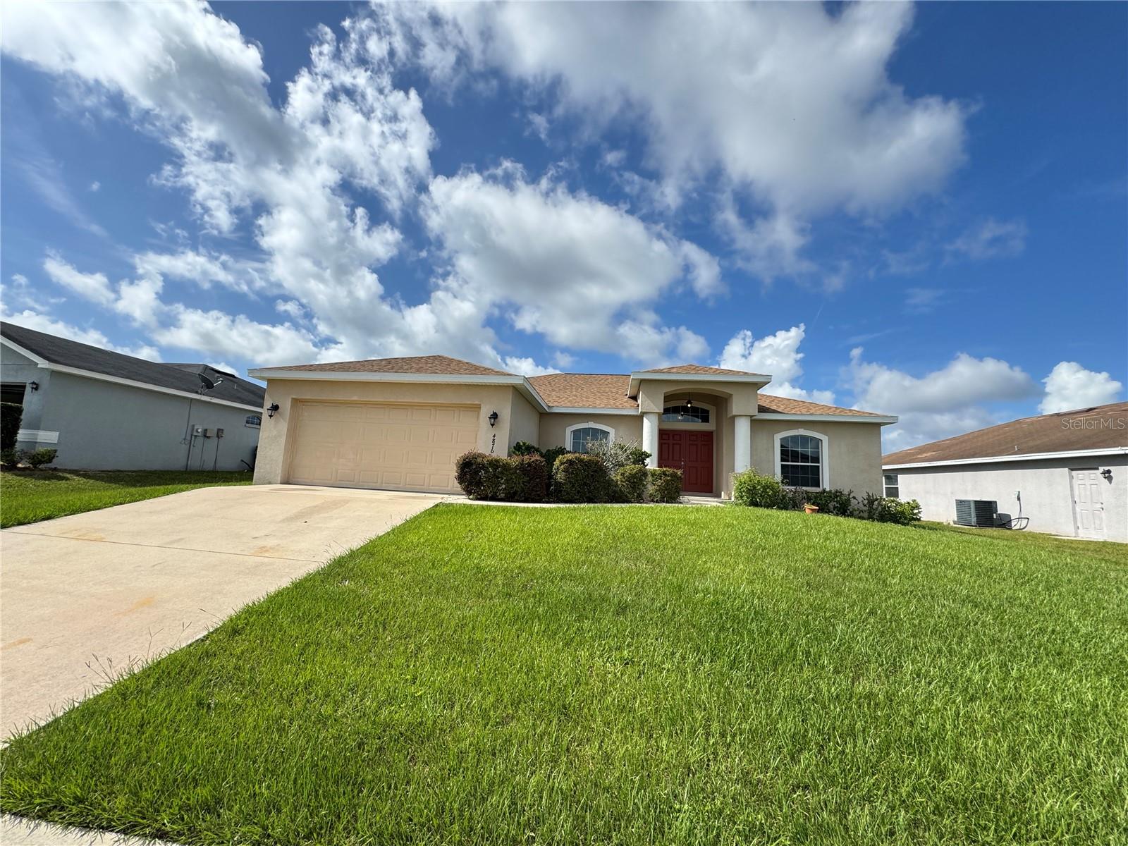 Image 3 of 46 For 4876 Summerfield Circle