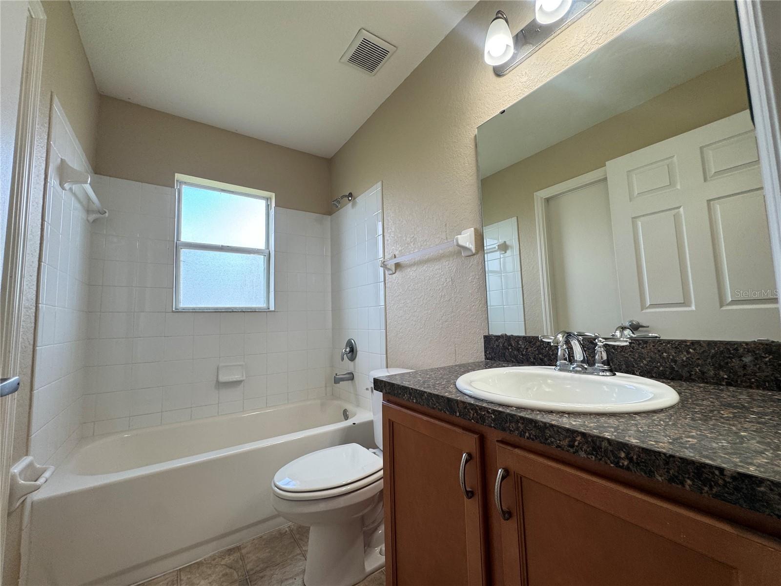 Image 37 of 46 For 4876 Summerfield Circle