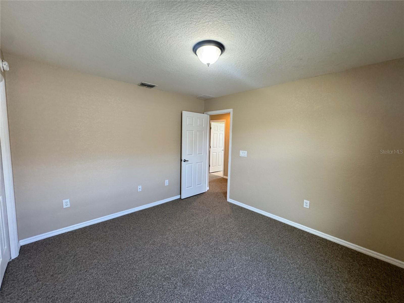 Image 43 of 46 For 4876 Summerfield Circle