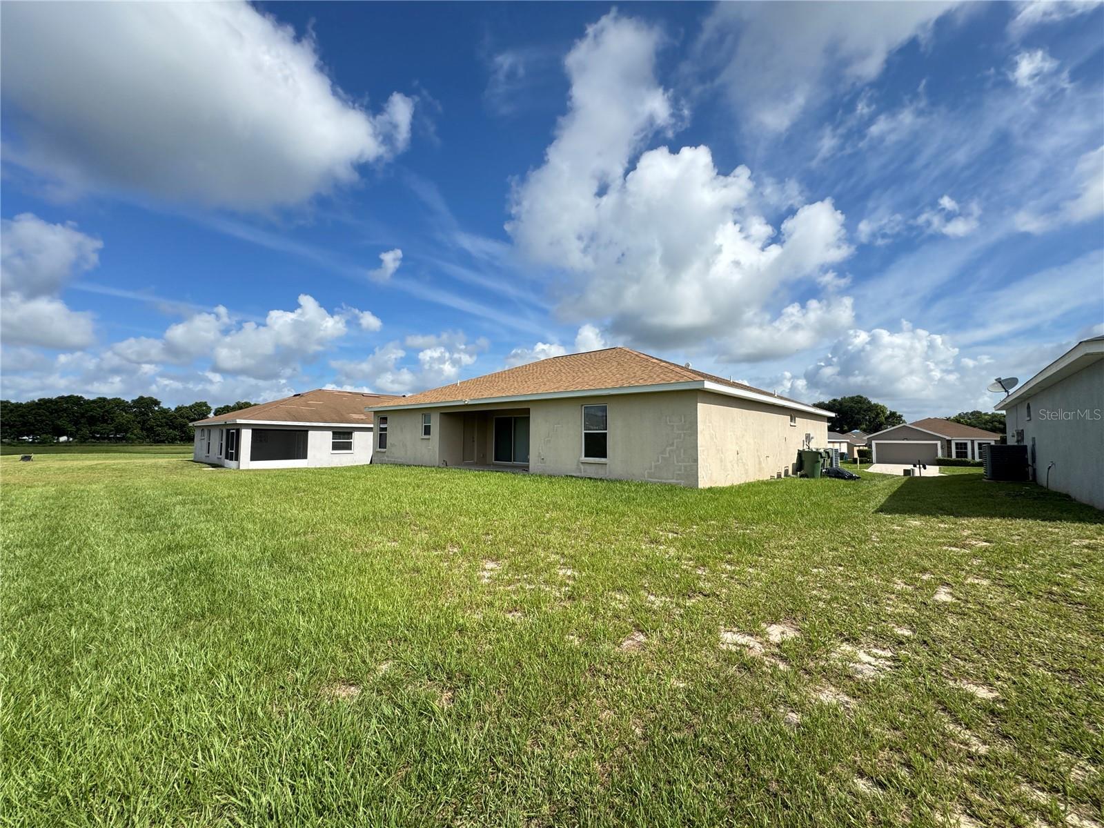 Image 8 of 46 For 4876 Summerfield Circle