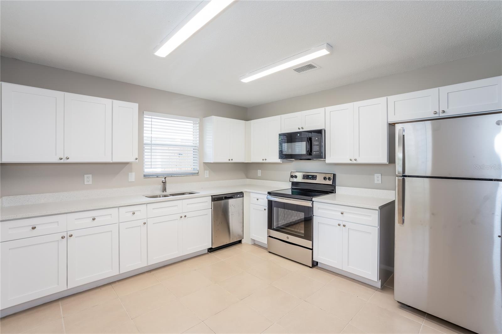 Image 6 of 16 For 2540 25th Street