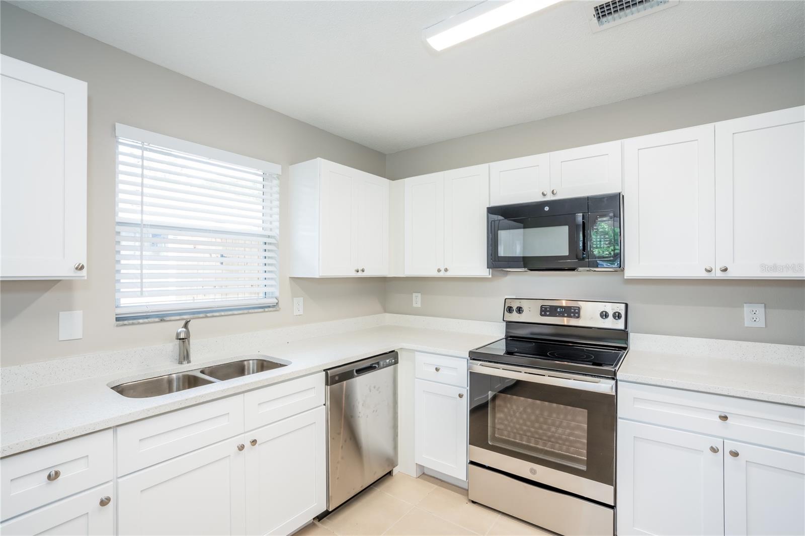 Image 8 of 16 For 2540 25th Street