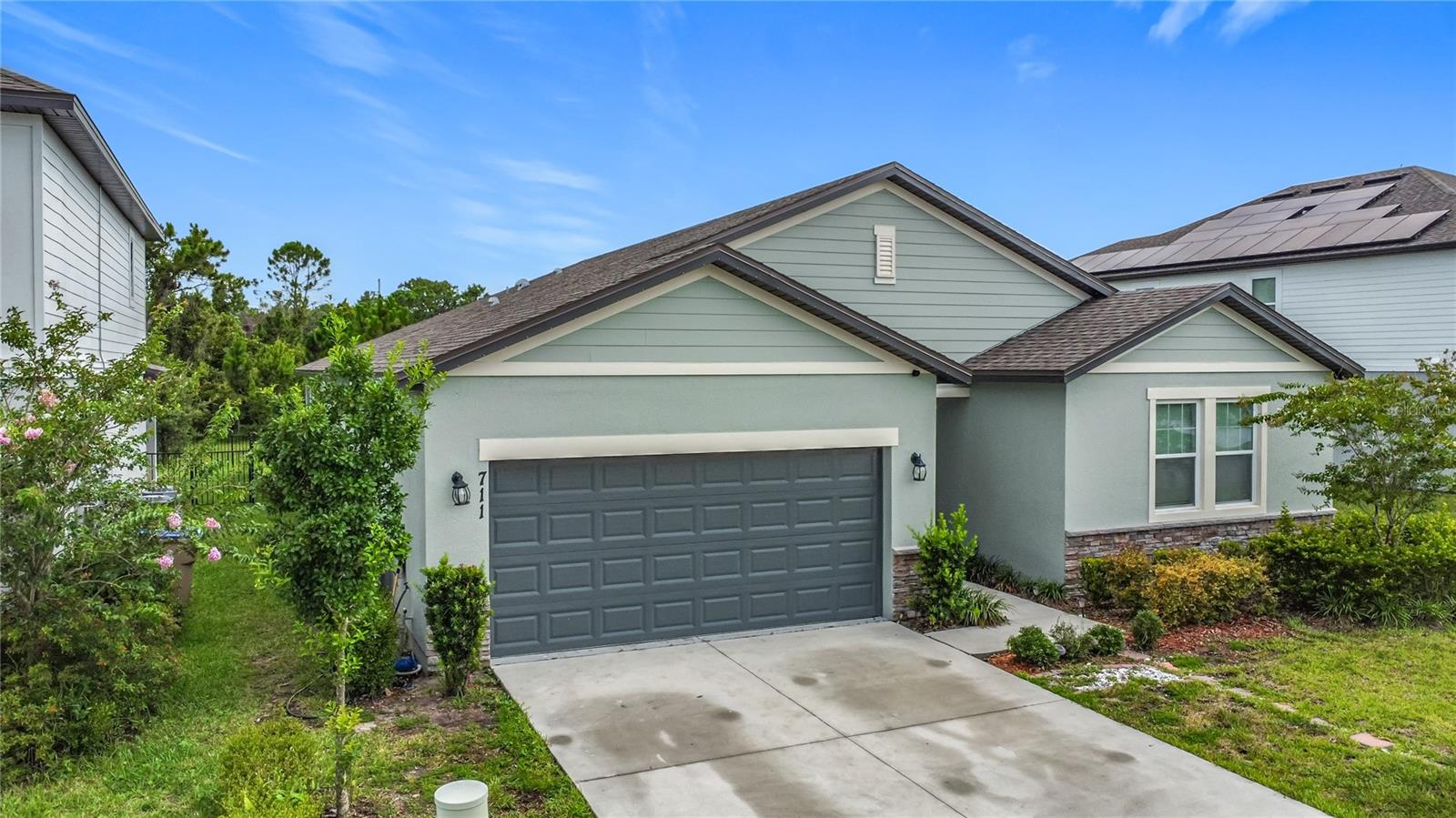 Image 2 of 60 For 711 Steerview Street