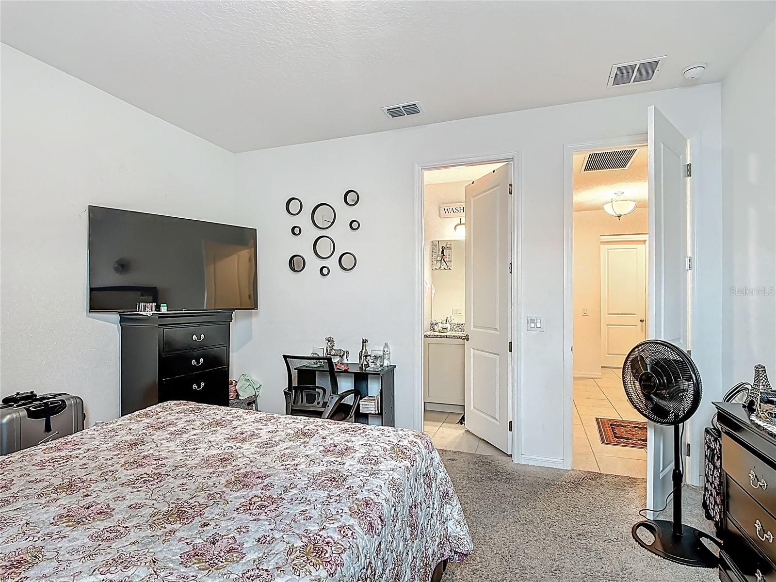 Image 29 of 60 For 711 Steerview Street