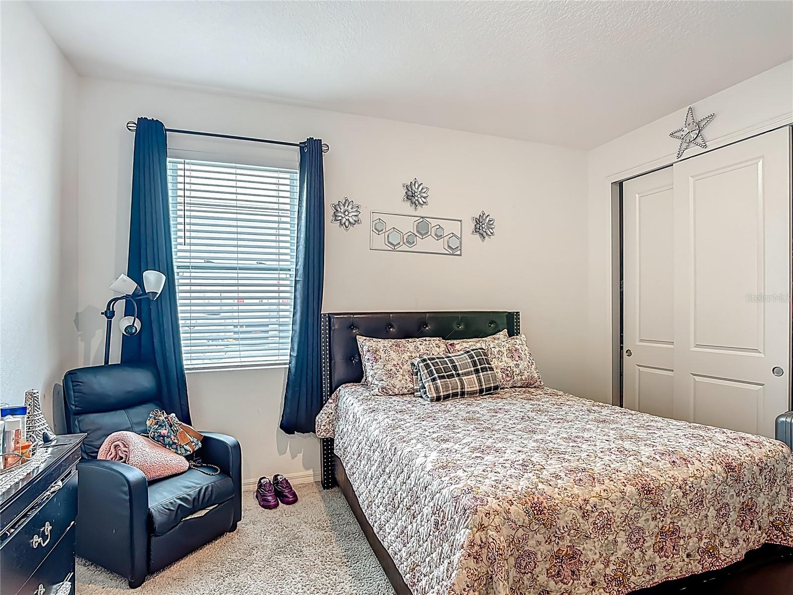 Image 30 of 60 For 711 Steerview Street