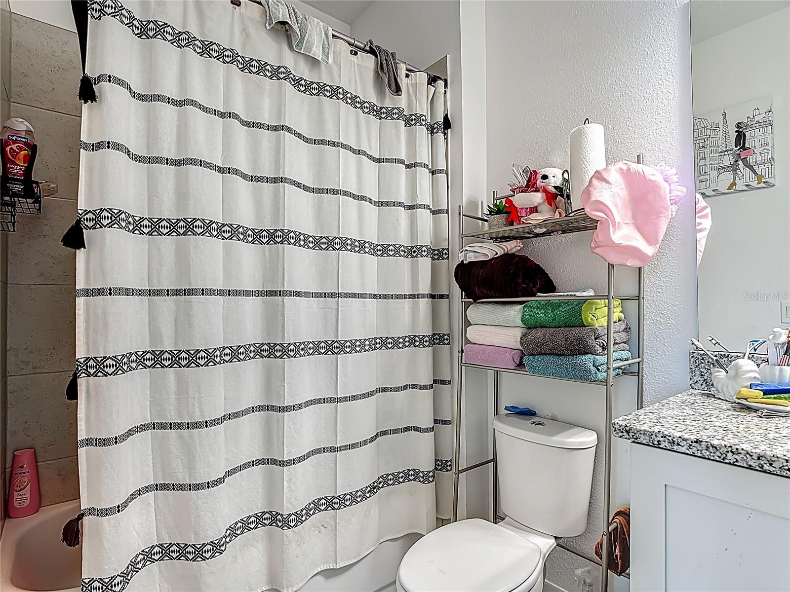 Image 31 of 60 For 711 Steerview Street