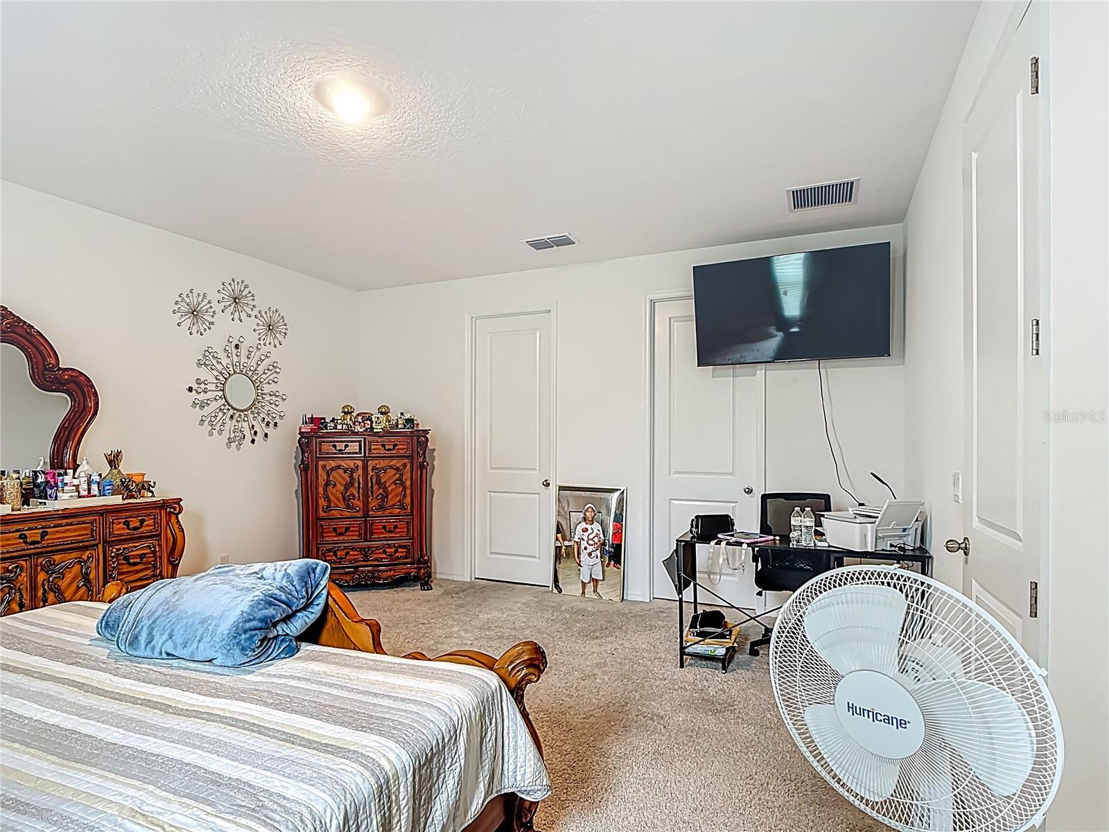 Image 41 of 60 For 711 Steerview Street