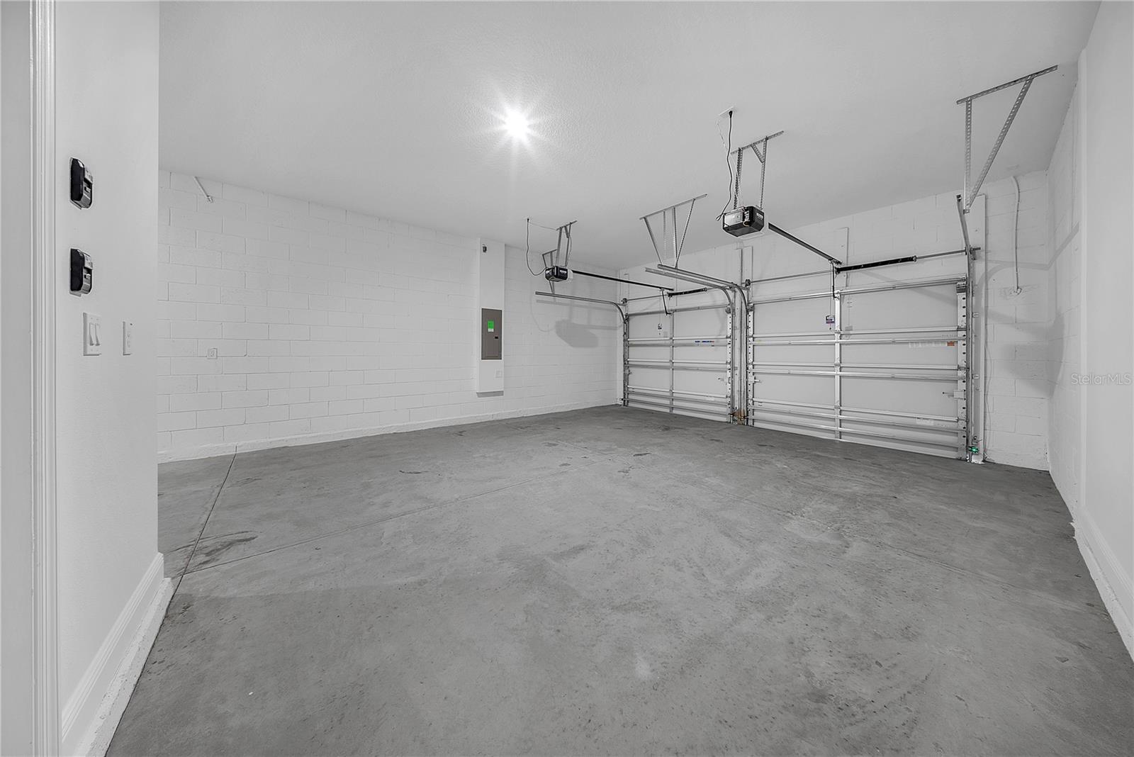 Image 30 of 43 For 13271 Tollcross Way