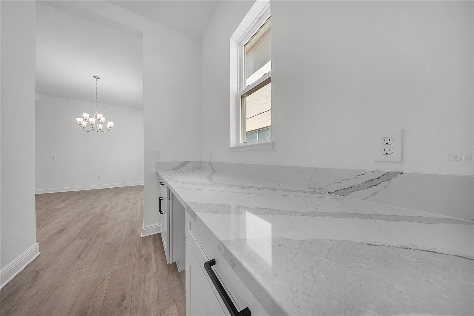 Image 41 of 43 For 13271 Tollcross Way